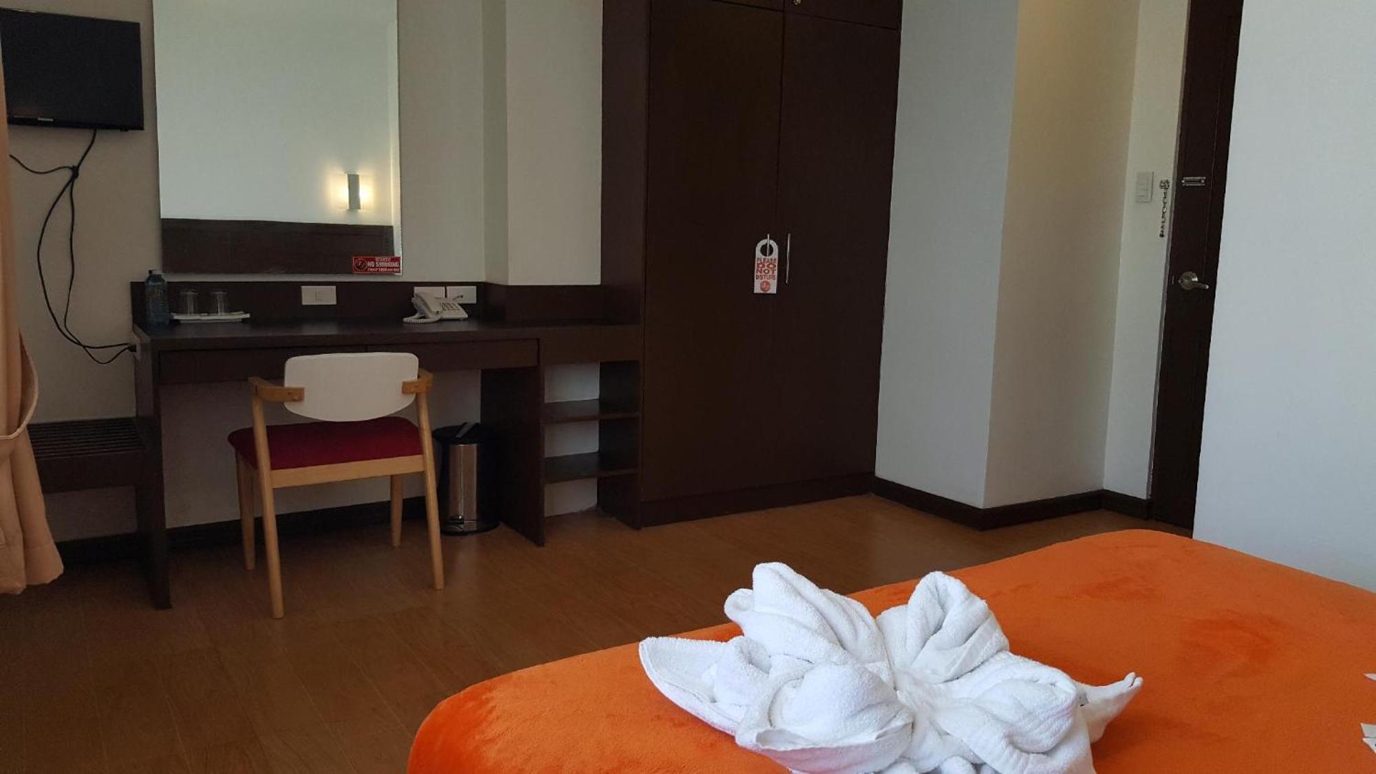 Pearli View Hotel Iloilo Powered By Cocotel Camera foto