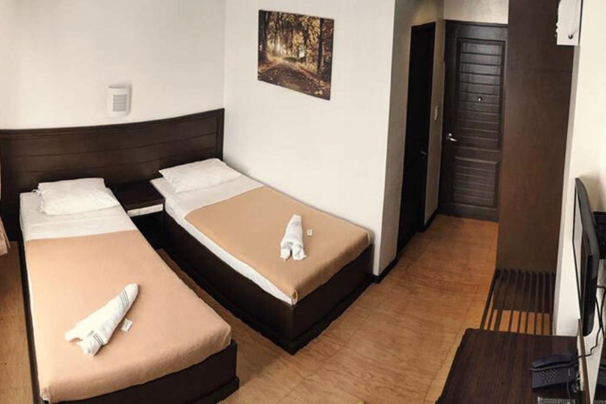 Pearli View Hotel Iloilo Powered By Cocotel Camera foto